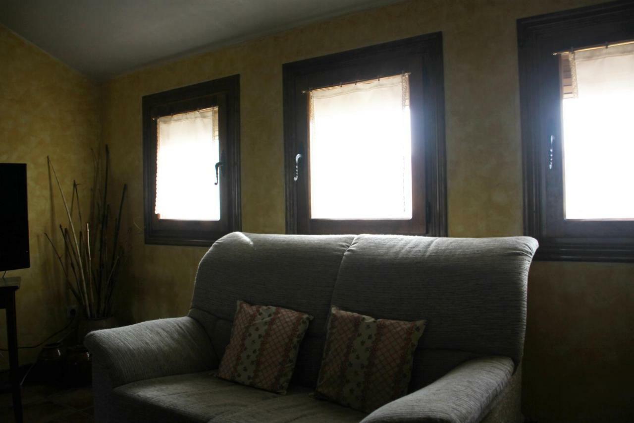Casa Rural Villahermosa Torrelles Exterior photo